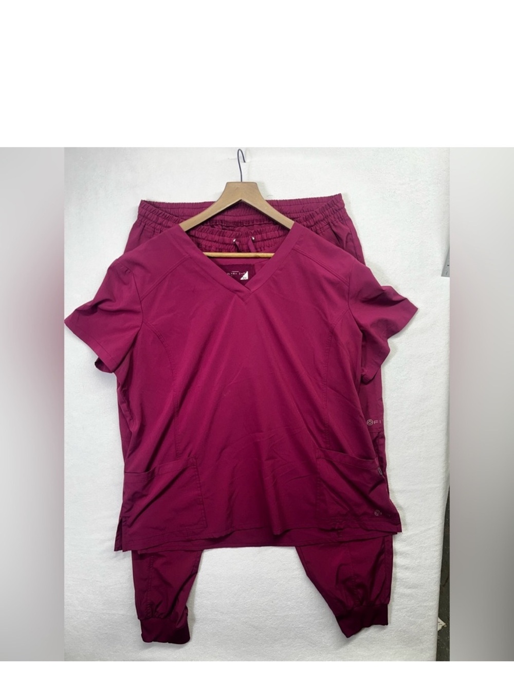 White Cross Fit Scrubs Set Womens XXL Burgundy Stretch Nurse Office Comfy 1616